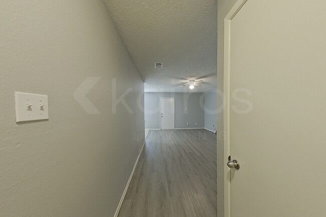 1117 Saturn Dr in Cedar Hill, TX - Building Photo - Building Photo