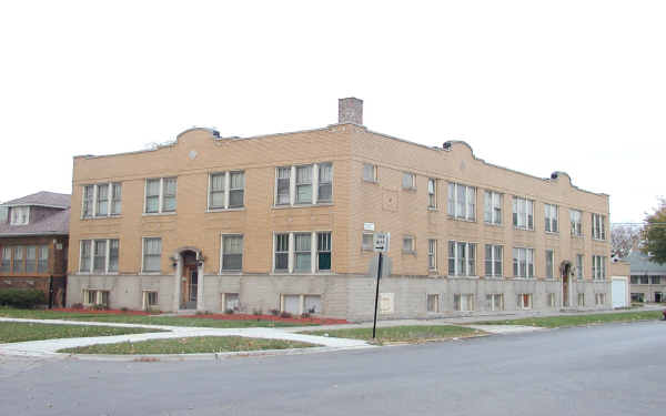 1701 N Melvina Ave in Chicago, IL - Building Photo