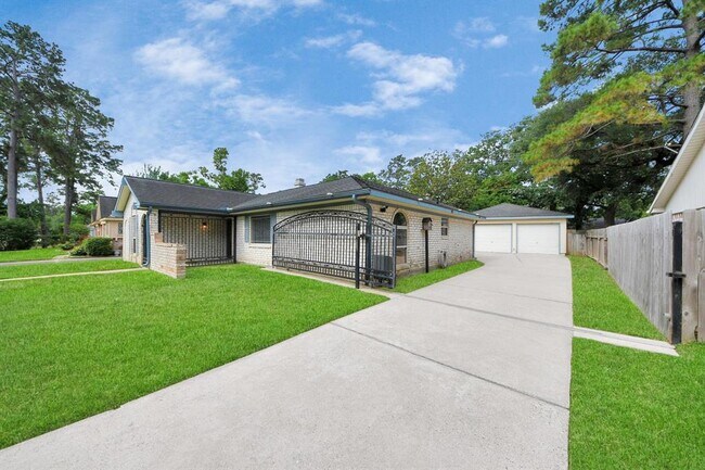 23223 Canyon Lake Dr in Spring, TX - Building Photo - Building Photo