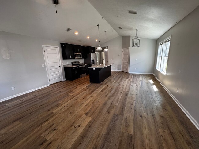 2611 Katie Marie Ln in Lynn Haven, FL - Building Photo - Building Photo