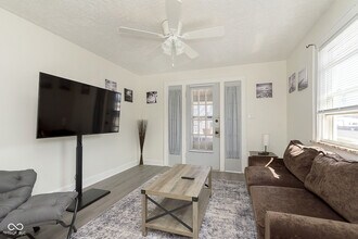 5348 Winthrop Ave in Indianapolis, IN - Building Photo - Building Photo