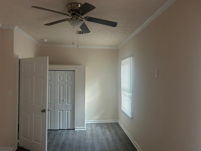 property at 4978 Ivylog Ct