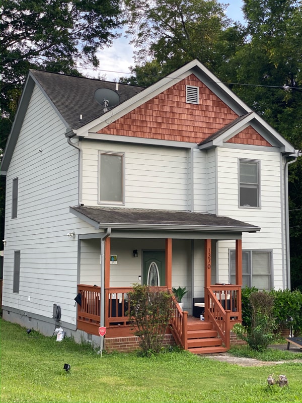 property at 1370 Sharon St NW