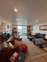 7665 Sun Island Dr S, Unit 204 in South Pasadena, FL - Building Photo