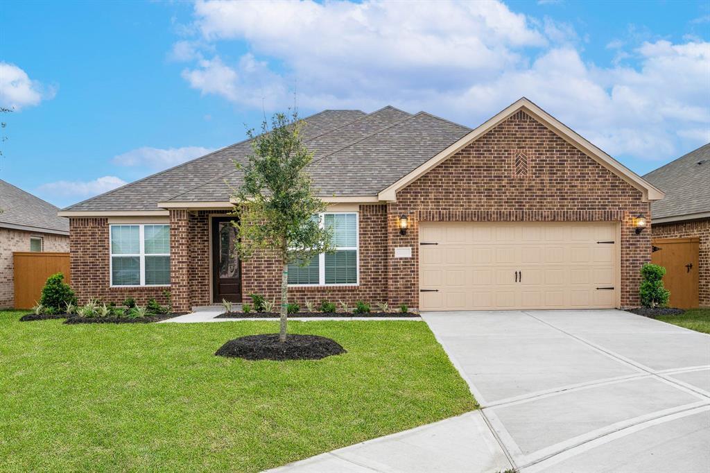 3218 Banyan Dr in Santa Fe, TX - Building Photo