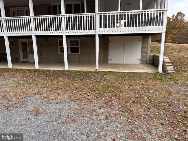 2289 Potomac Rd in Berkeley Springs, WV - Building Photo - Building Photo