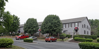 Courtyards Apartments