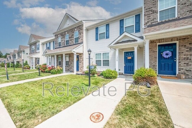1328 Stone Rdg Pk Lp in Henrico, VA - Building Photo - Building Photo