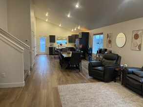 715 Thrice Lp in Belgrade, MT - Building Photo - Building Photo