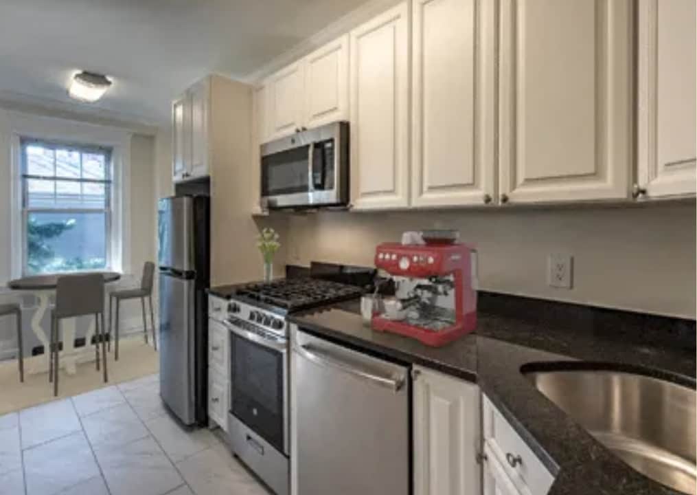 27 Chauncy St, Unit 22-16 in Cambridge, MA - Building Photo