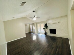 2431 Deer Run in Lewisville, TX - Building Photo - Building Photo