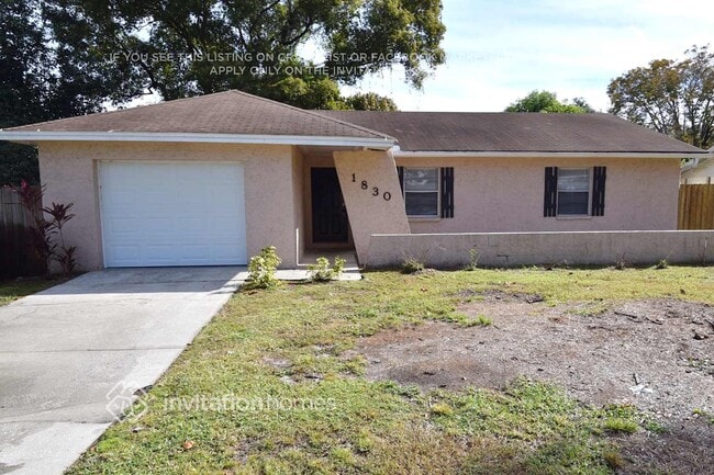 property at 1830 E Oakwood Loop