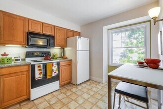 6005 Stearns Hill Rd in Waltham, MA - Building Photo - Building Photo