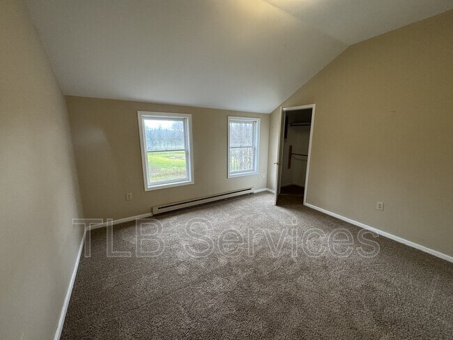 15927 PA-407 in Dalton, PA - Building Photo - Building Photo