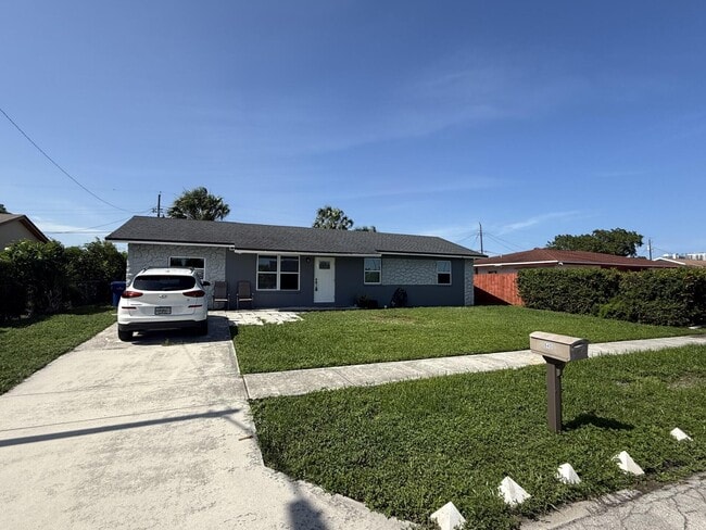 property at 640 W 34th St