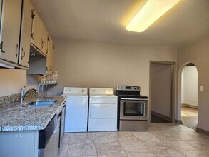 4911 Sunnyside Ave in Chattanooga, TN - Building Photo - Building Photo