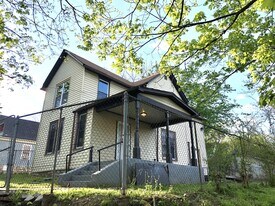 3828 E 11th St in Kansas City, MO - Building Photo