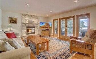 4216 Morris Park Rd in McFarland, WI - Building Photo