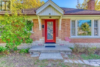 3 Glenn Murray Dr in Toronto, ON - Building Photo - Building Photo