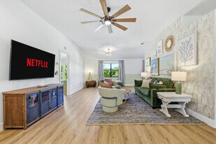 6924 34th Ave W in Bradenton, FL - Building Photo