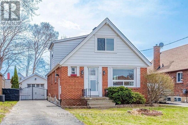 property at 19 Westchester Rd