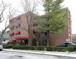 999 Forest Ave Apartments