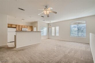 1511 Ruby Cliffs Ln in Las Vegas, NV - Building Photo - Building Photo