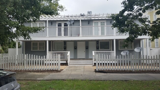 property at 414 E Park Ave