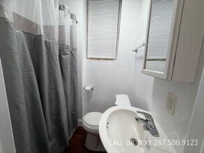 729 N 43rd St in Philadelphia, PA - Building Photo - Building Photo