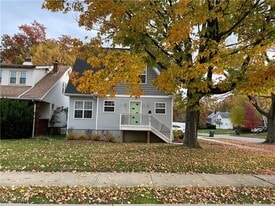 2145 N Taylor Rd in Cleveland Heights, OH - Building Photo