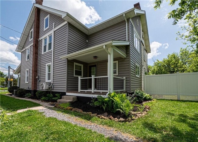 property at 3980 Lanark Rd
