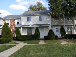 420 Hallmark Ln in Bolingbrook, IL - Foto de edificio