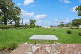 5 Leafy Way in Aquebogue, NY - Building Photo - Building Photo