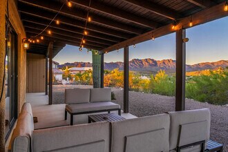 5190 W Pso Del Barranco in Tucson, AZ - Building Photo - Building Photo