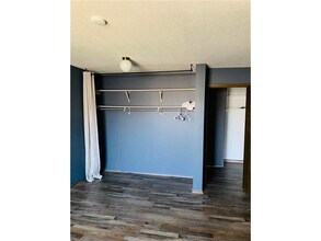 932 Westbrooke Way in Hopkins, MN - Building Photo - Building Photo