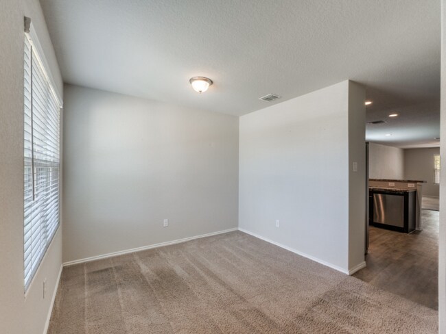 3230 Dancing Oak in San Antonio, TX - Foto de edificio - Building Photo