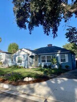 4828 Grand Ave in La Cañada Flintridge, CA - Building Photo