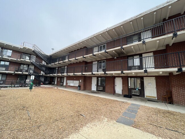 1180 Yosemite St in Denver, CO - Building Photo - Building Photo
