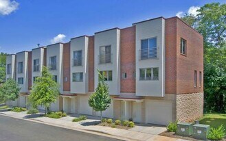 1013 Linden Ave in Charlottesville, VA - Building Photo