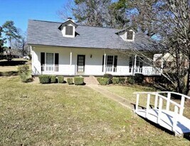 33 Brock Dr in Byram, MS - Building Photo