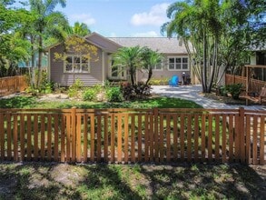 2421 7th Ave N in St. Petersburg, FL - Building Photo - Building Photo