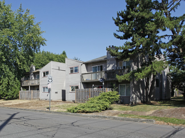 Hunter Highlands in Gresham, OR - Building Photo - Building Photo