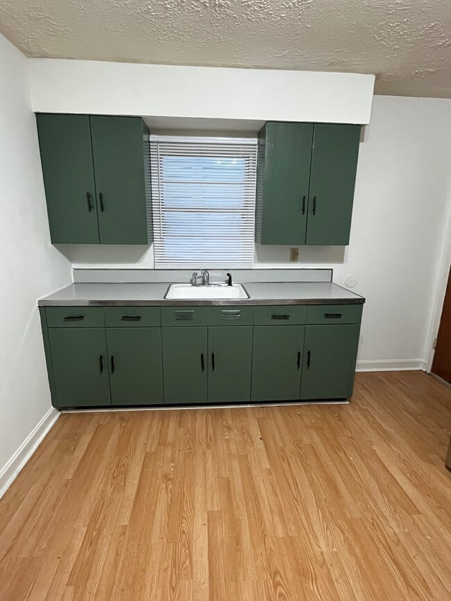 425 Shelby Pkwy, Unit 3 in Louisville, KY - Building Photo - Building Photo