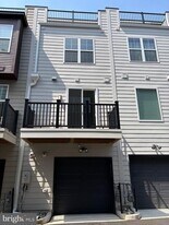 7373 Arlington Blvd in Falls Church, VA - Building Photo