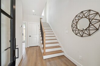 524 Janisch Rd in Houston, TX - Building Photo - Building Photo
