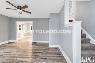 927 Alvison Rd in Toledo, OH - Building Photo - Building Photo