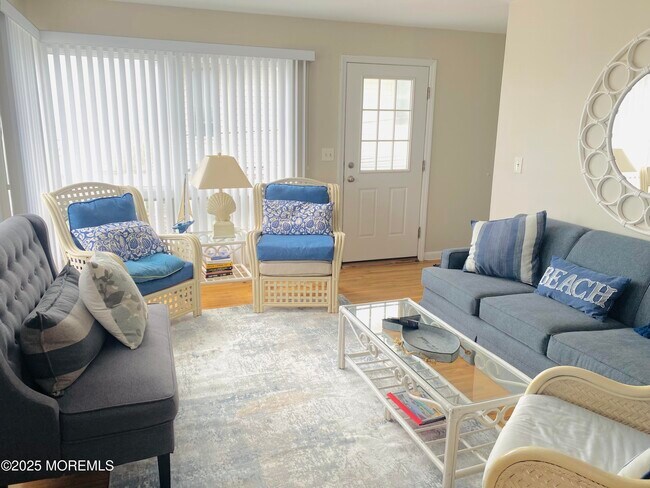 4 Camden Ave in Lavallette, NJ - Building Photo - Building Photo