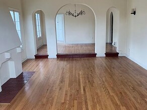 320 N Genesee Ave, Unit #4 in Los Angeles, CA - Building Photo - Building Photo