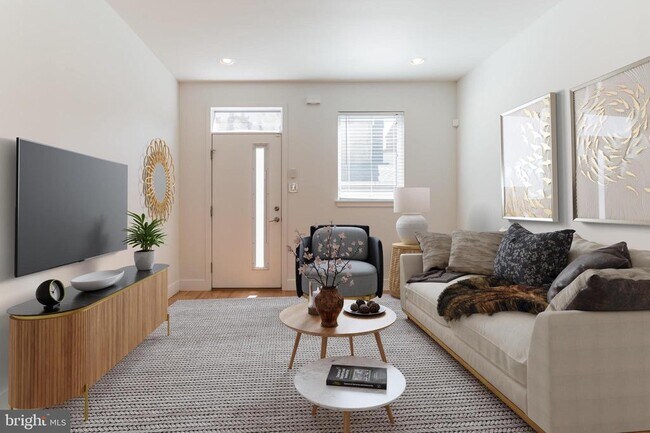2658 Agate St in Philadelphia, PA - Building Photo - Building Photo