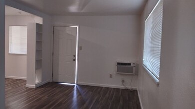 5630 53rd St in Sacramento, CA - Building Photo - Building Photo